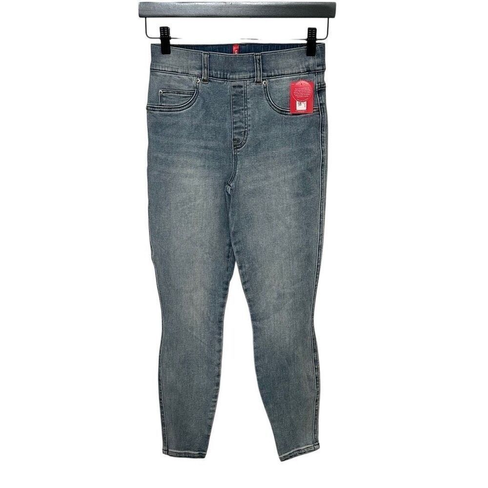 SPANX Skinny Jeans in Light Vintage Wash